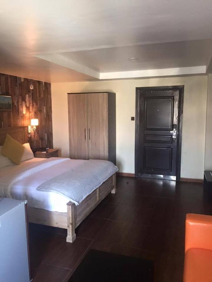 Villa Toscana Hotel And Suits Lagos Luaran gambar