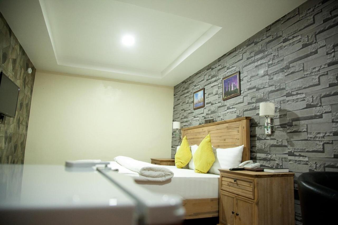 Villa Toscana Hotel And Suits Lagos Luaran gambar
