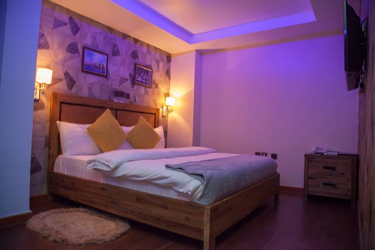 Villa Toscana Hotel And Suits Lagos Luaran gambar