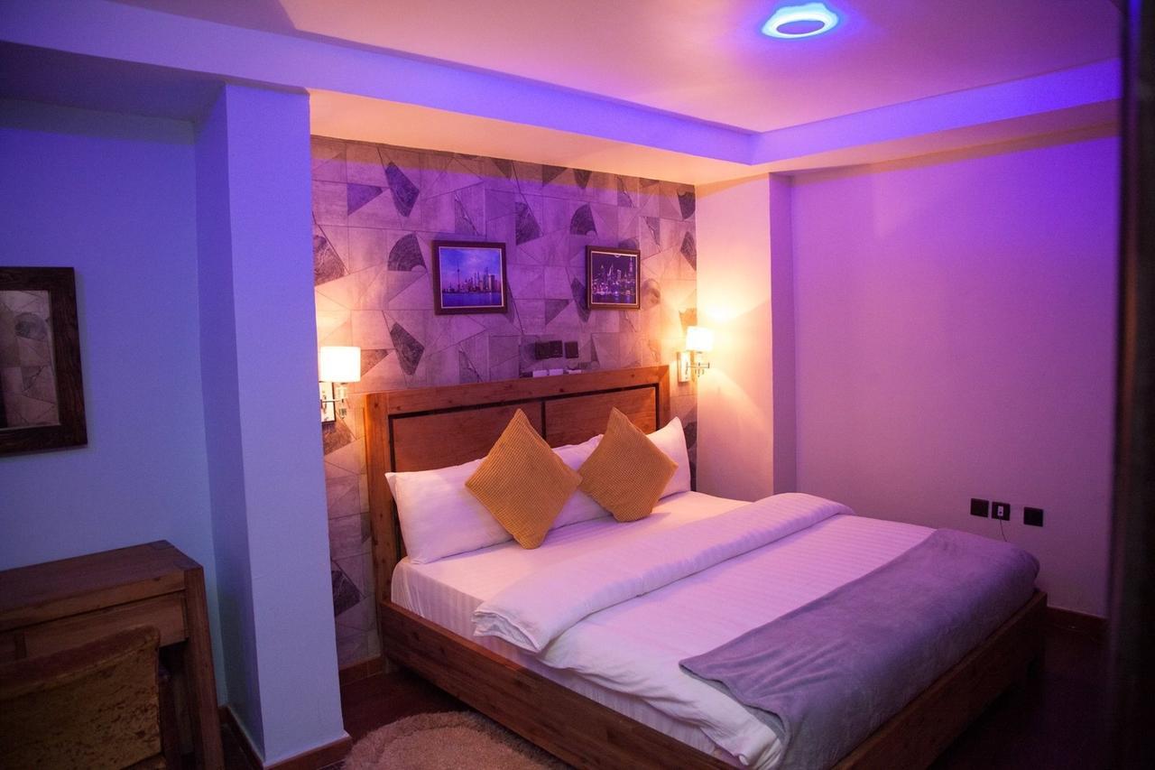 Villa Toscana Hotel And Suits Lagos Luaran gambar
