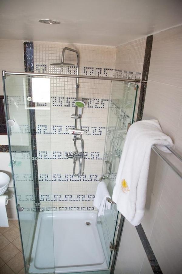 Villa Toscana Hotel And Suits Lagos Luaran gambar